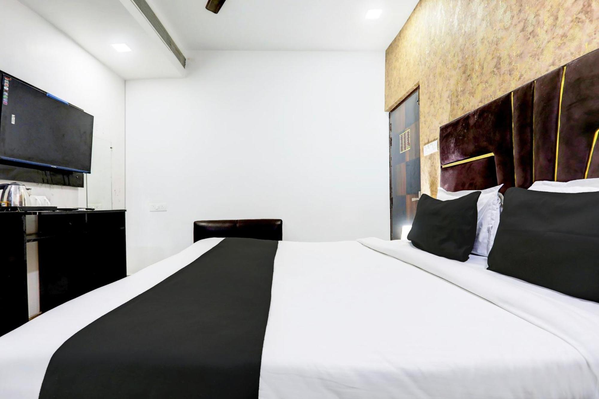 Hotel Super Collection O Kalyanpur à Kanpur Extérieur photo