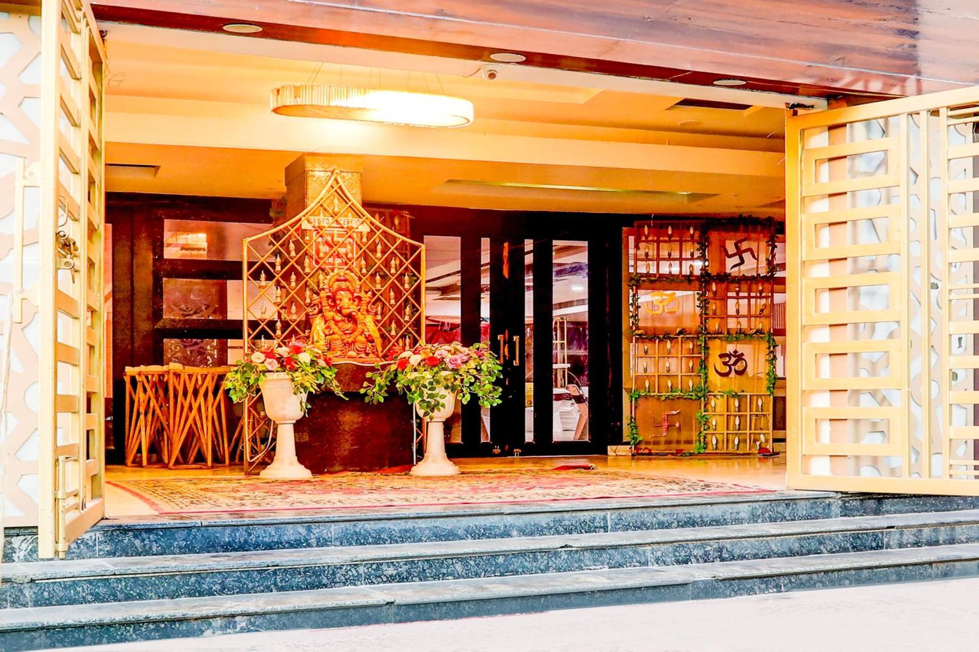Hotel Super Collection O Kalyanpur à Kanpur Extérieur photo